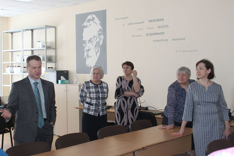 Руководители образовательных организаций Кизнерского района в гостях у ДНК 9